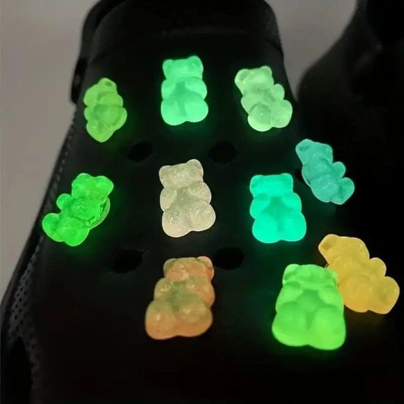 *NEW* 20-pcs Glow in the Dark Gummi Gummy Bear Shoe Charms for Your Crocs - Picture 4 of 6